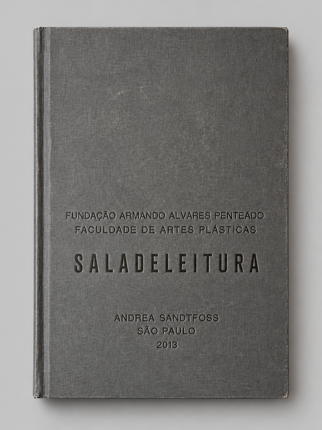 Capa do TGI Sala de Leitura, 2013